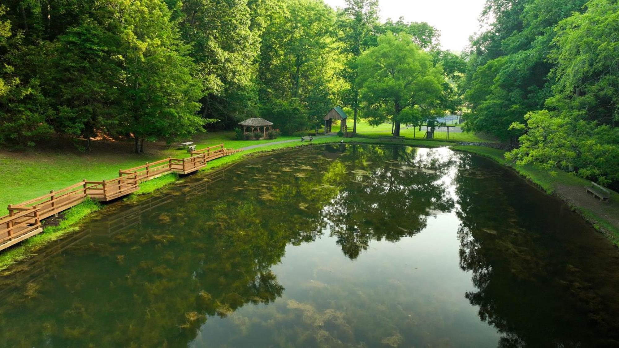 Horseshoe Hideaway Sevierville Exterior photo