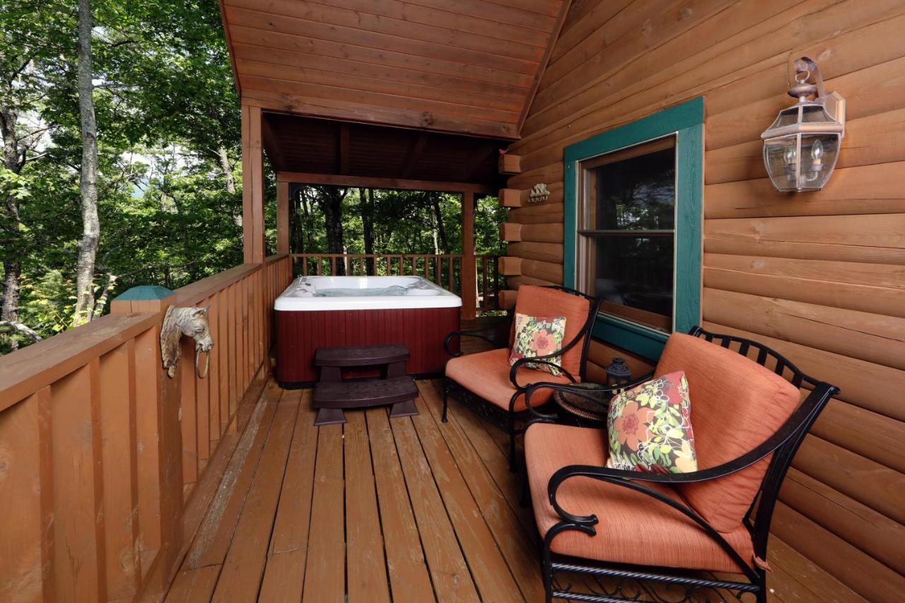 Horseshoe Hideaway Sevierville Exterior photo
