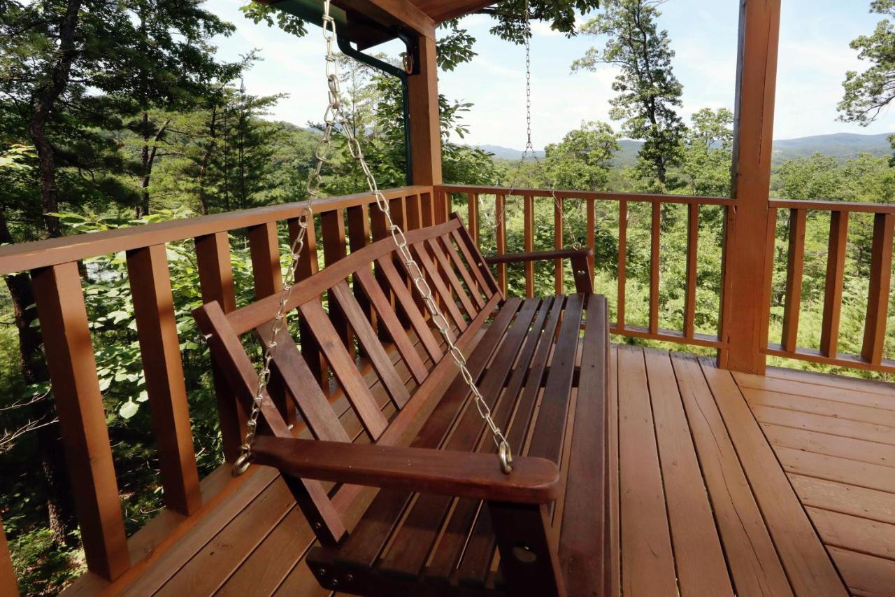 Horseshoe Hideaway Sevierville Exterior photo